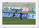 DSC_7226 avellino lecce 0-2 * Foto:Franco D'Addona                allo stadio partenio di avellino il lecce vince per 2-0 al 37 valdes su rigore al 39 st munari arbitro ayroldi di molfetta ass.conca e forconi -iv- de benedictis * 746 x 500 * (125KB)